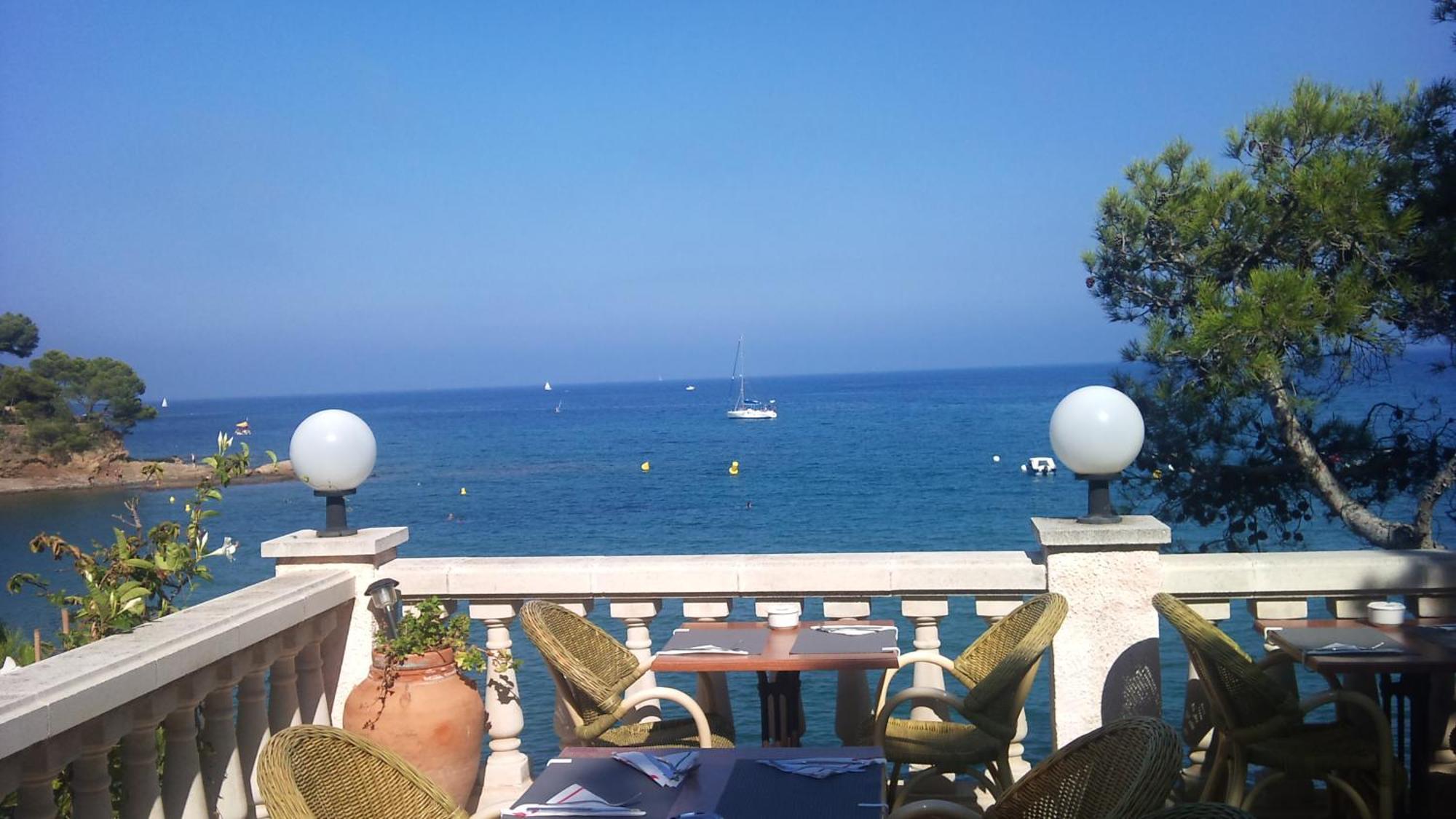 Hotel Grifeu Llança Dış mekan fotoğraf