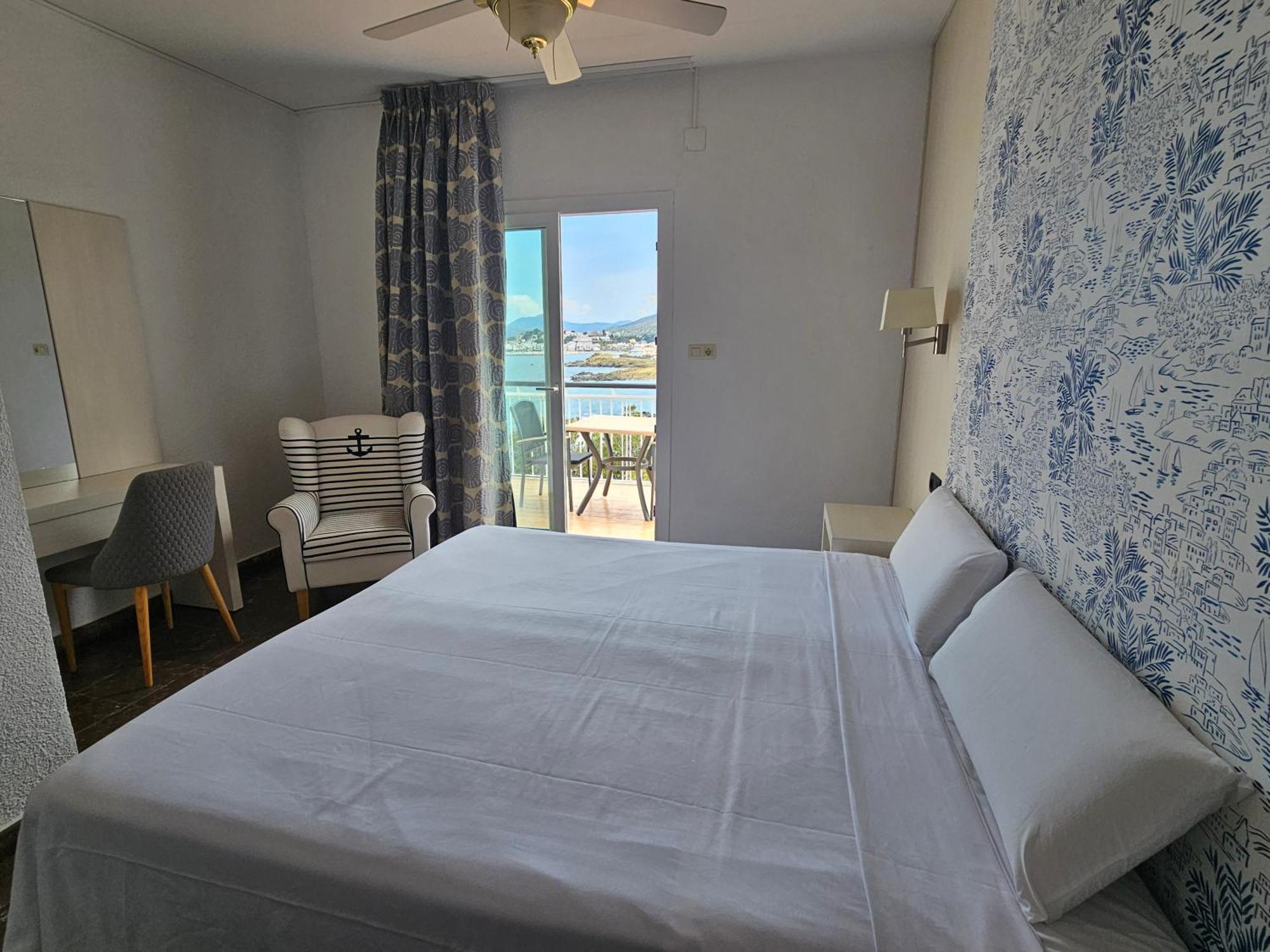 Hotel Grifeu Llança Dış mekan fotoğraf