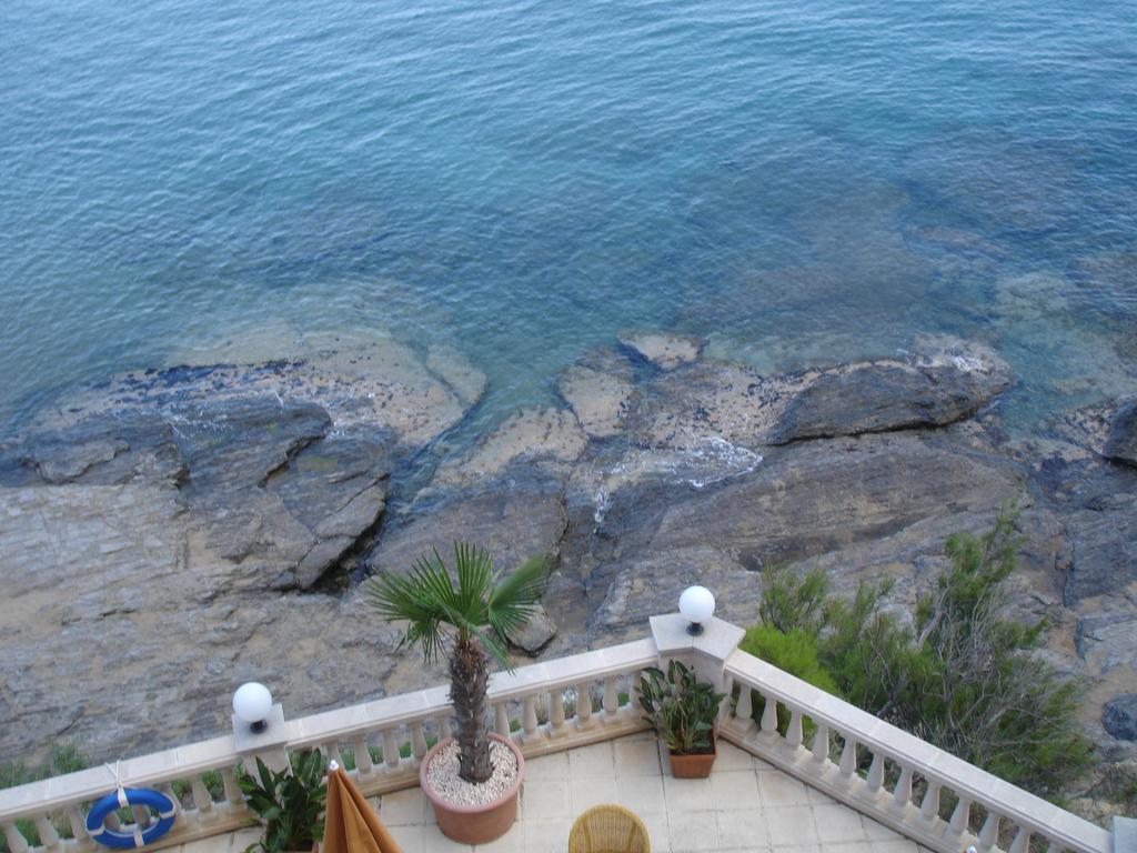 Hotel Grifeu Llança Dış mekan fotoğraf